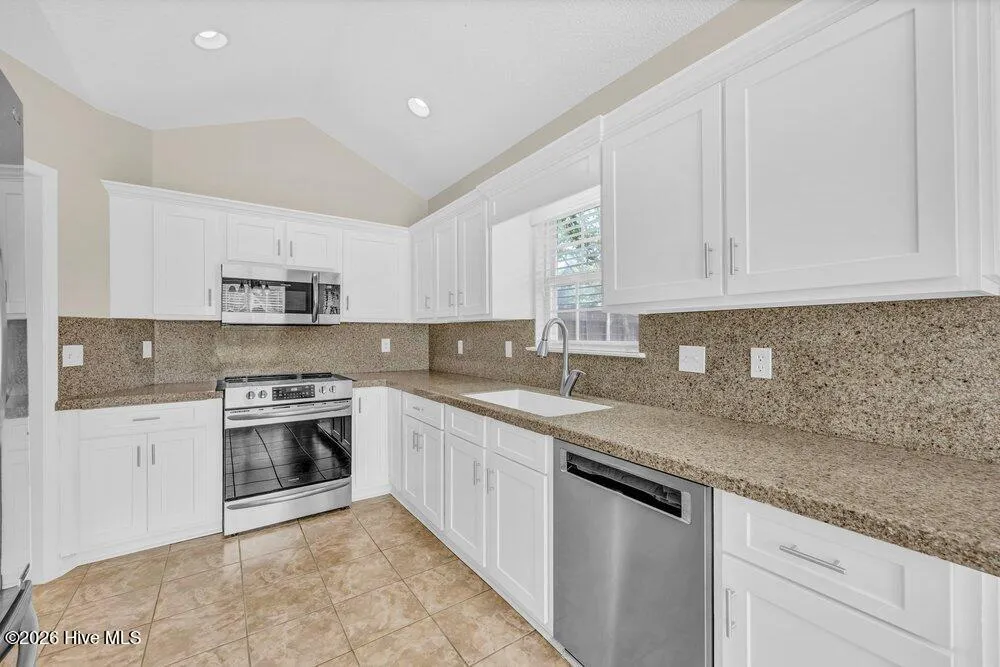 3703 Providence Court Wilmington, NC 28412