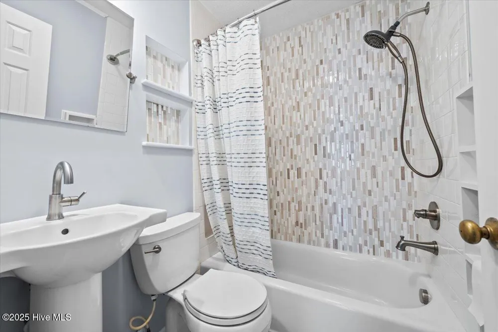 405 Spring Lake Drive Pinehurst, NC 28374