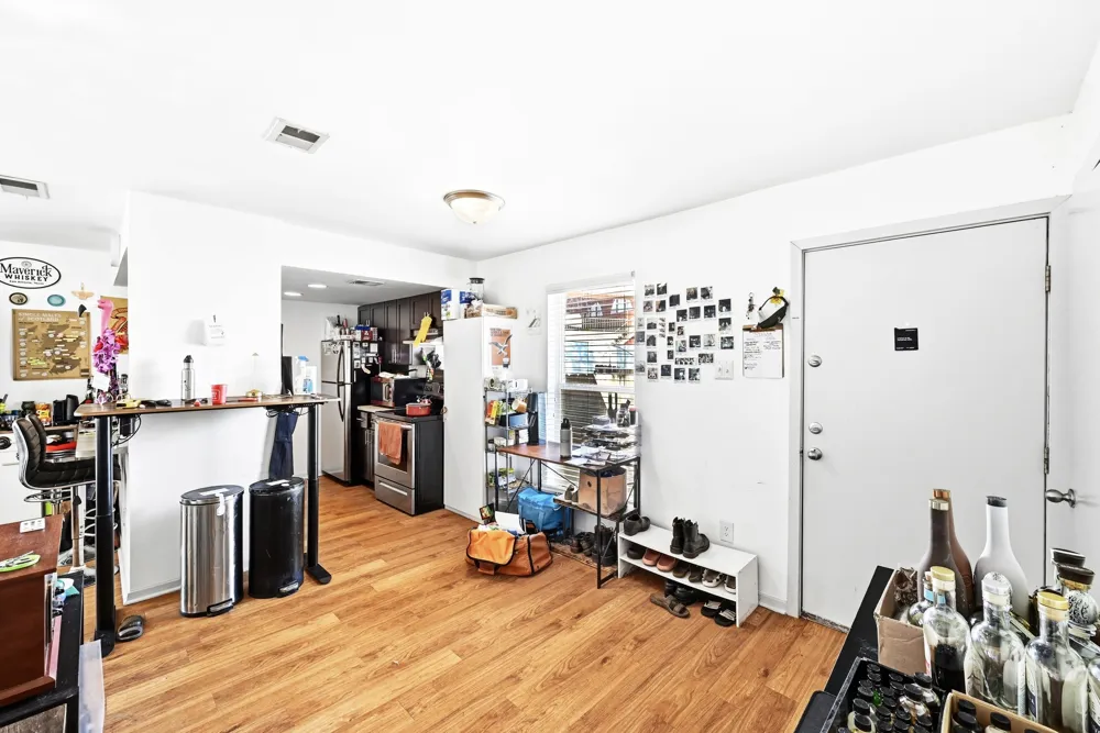 1904 Valley Hill Circle Austin, TX 78741