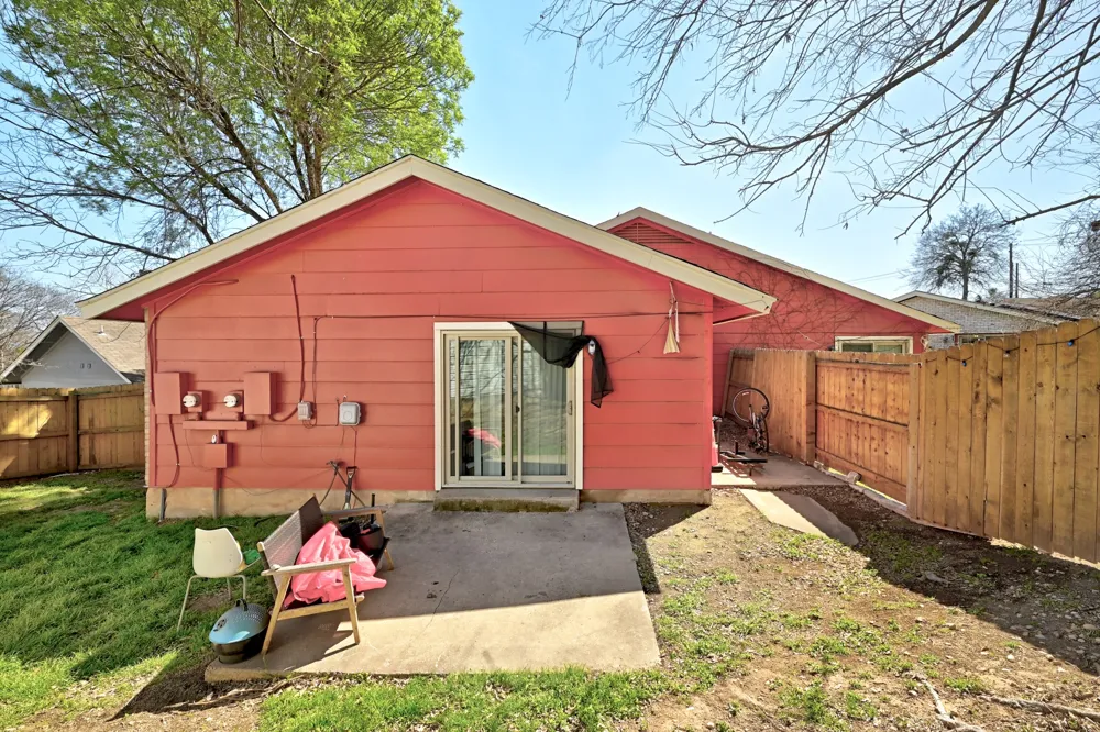 1904 Valley Hill Circle Austin, TX 78741