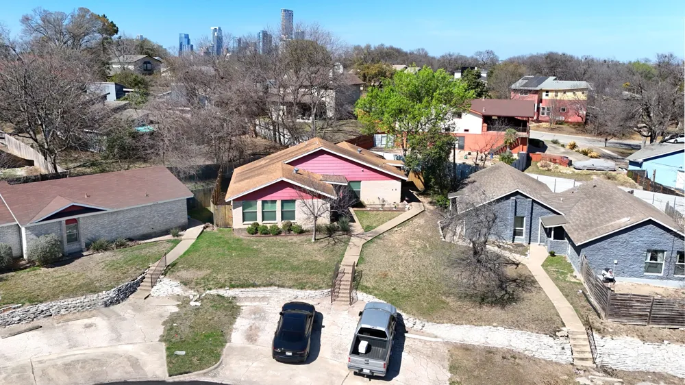 1904 Valley Hill Circle Austin, TX 78741