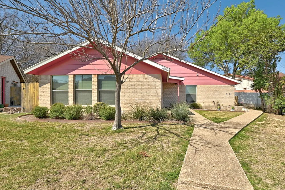 1904 Valley Hill Circle Austin, TX 78741