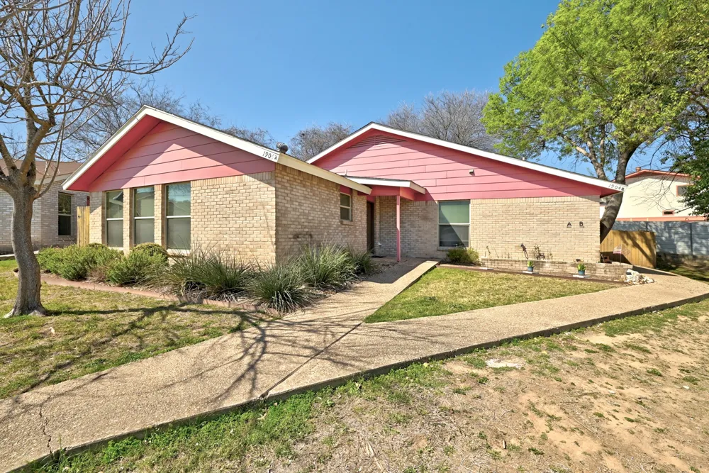 1904 Valley Hill Circle Austin, TX 78741