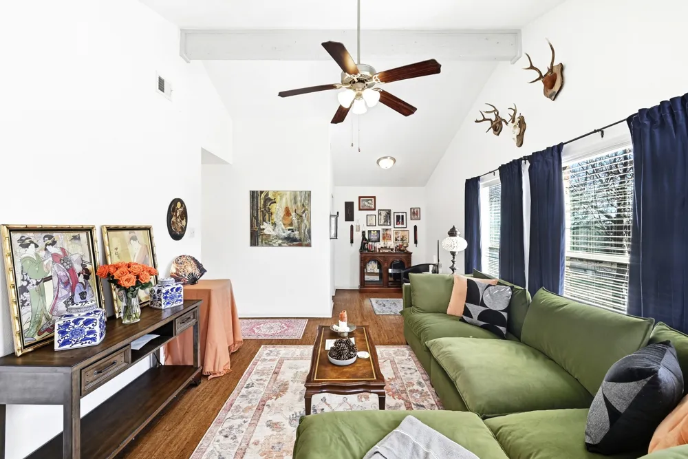 1904 Valley Hill Circle Austin, TX 78741