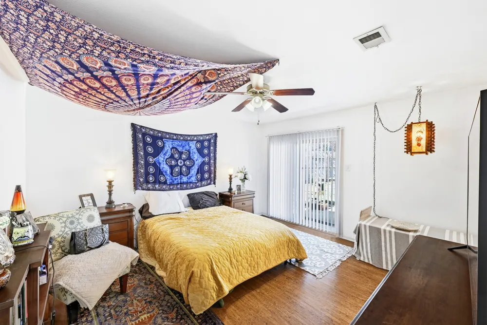 1904 Valley Hill Circle Austin, TX 78741