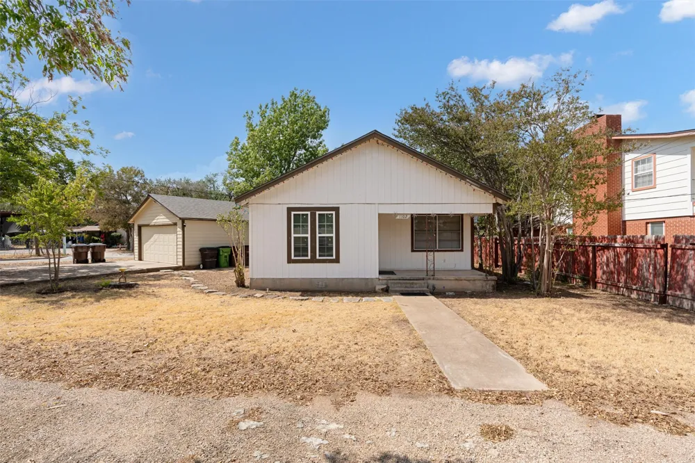 1102 Carlin Cove Round Rock, TX 78681