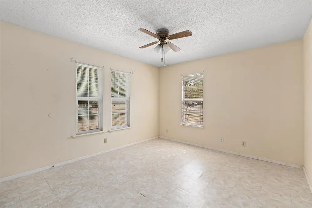 1102 Carlin Cove Round Rock, TX 78681