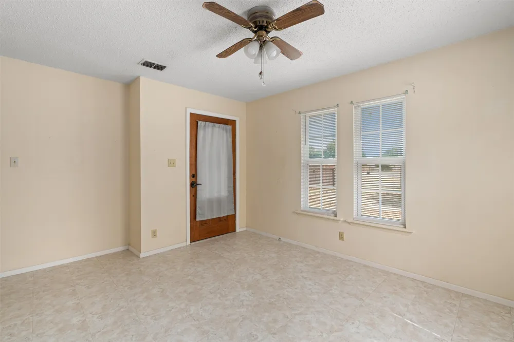 1102 Carlin Cove Round Rock, TX 78681