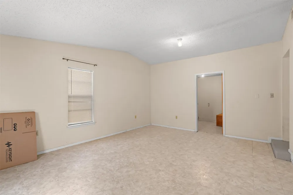 1102 Carlin Cove Round Rock, TX 78681
