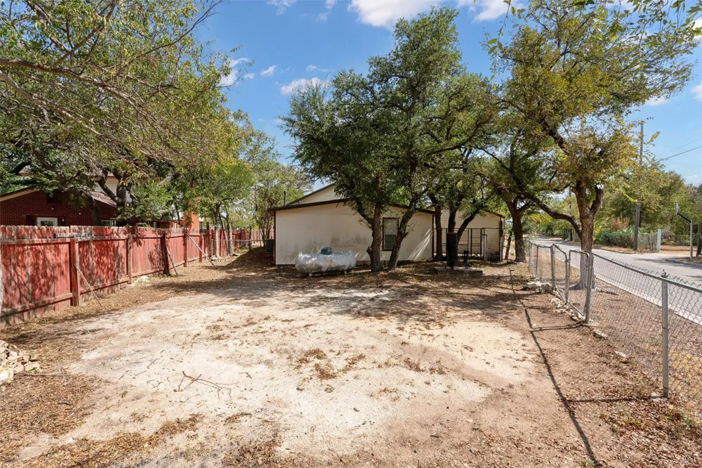 1102 Carlin Cove Round Rock, TX 78681