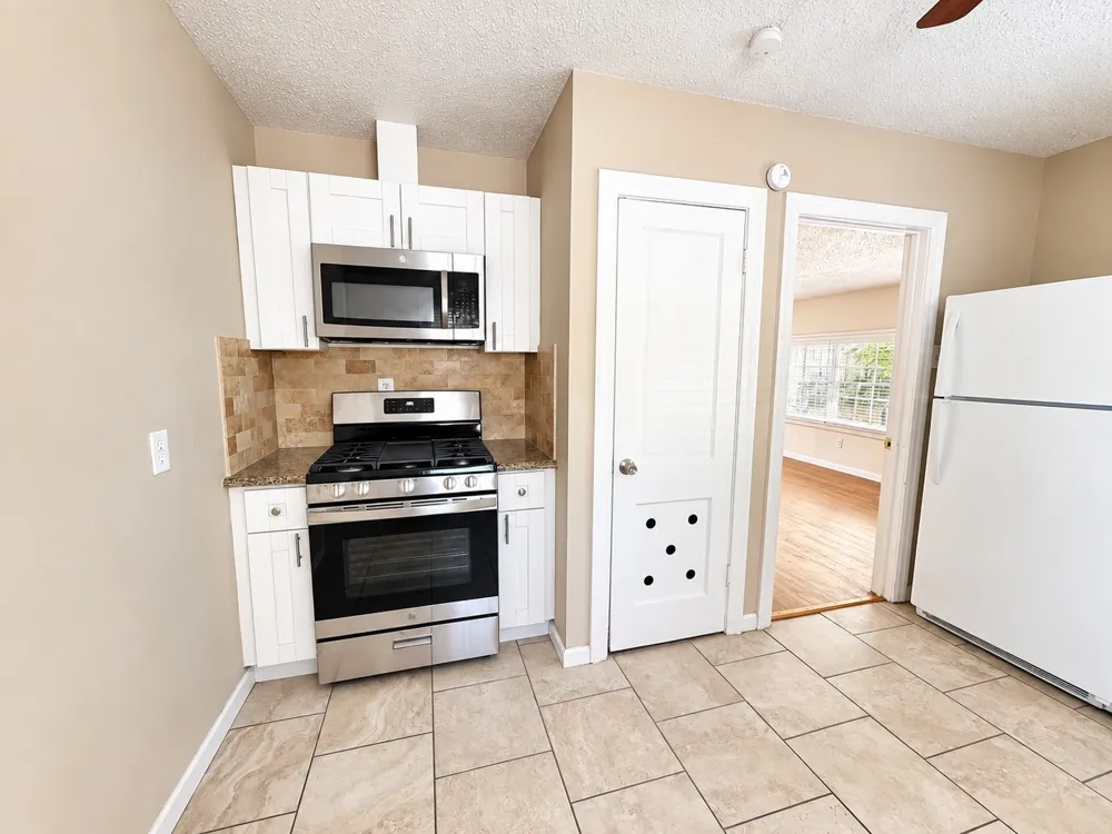 819 E 31st Street Austin, TX 78705