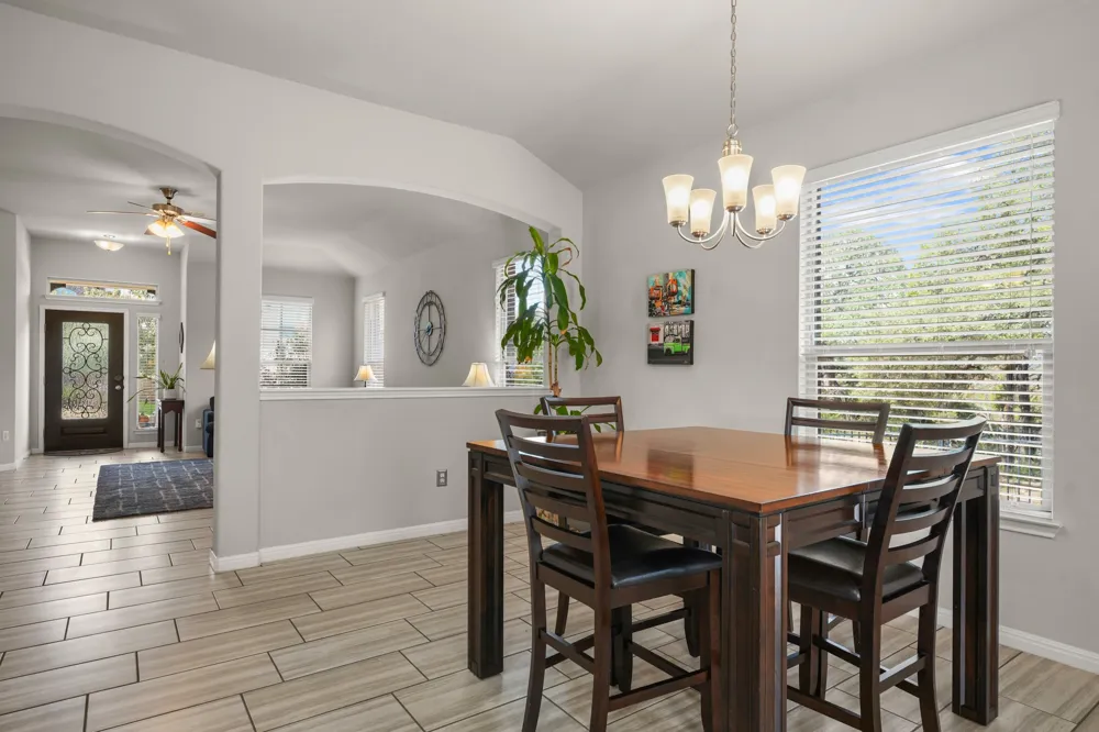 2302 Alayna Cove Austin, TX 78754