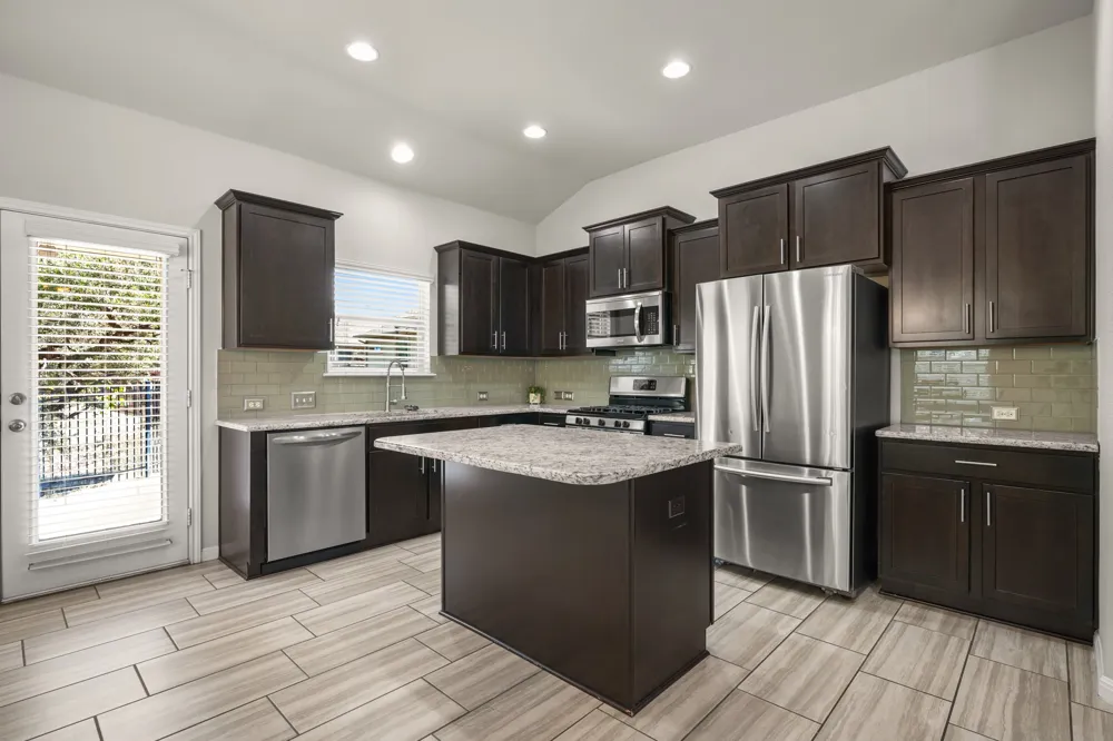 2302 Alayna Cove Austin, TX 78754
