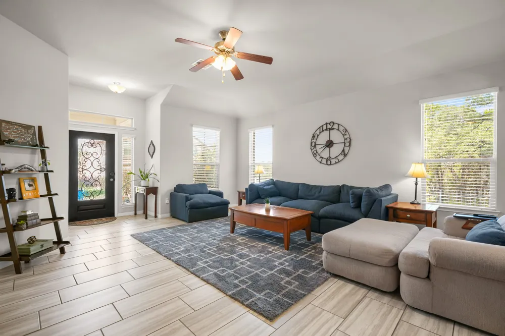 2302 Alayna Cove Austin, TX 78754