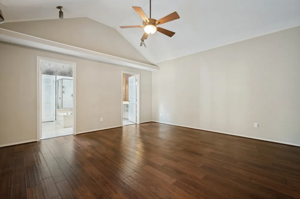 5212 Whispering Oaks Drive Dallas, TX 75236