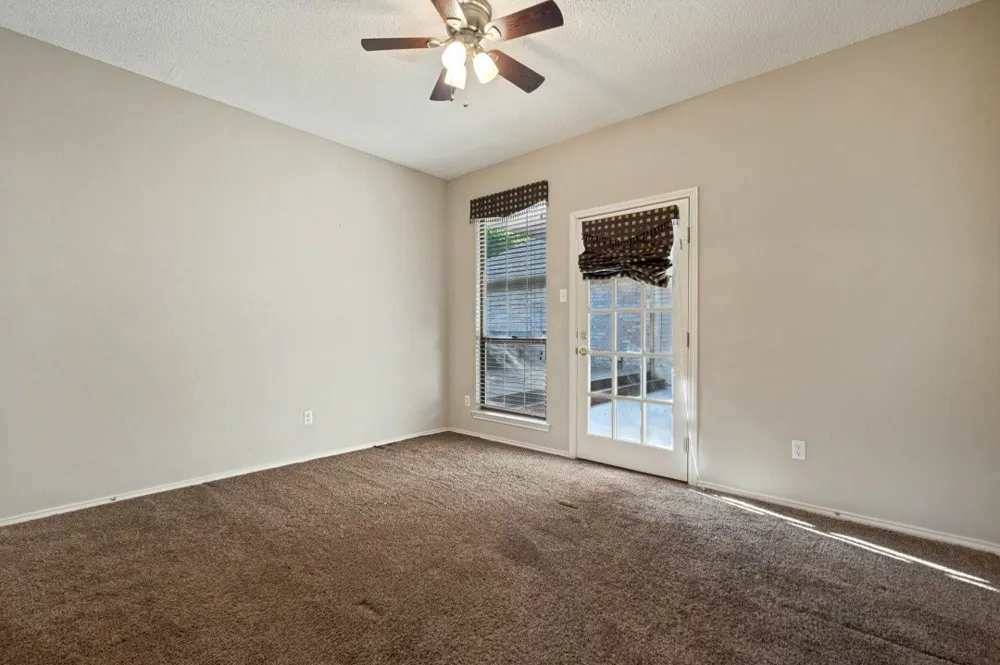 5212 Whispering Oaks Drive Dallas, TX 75236