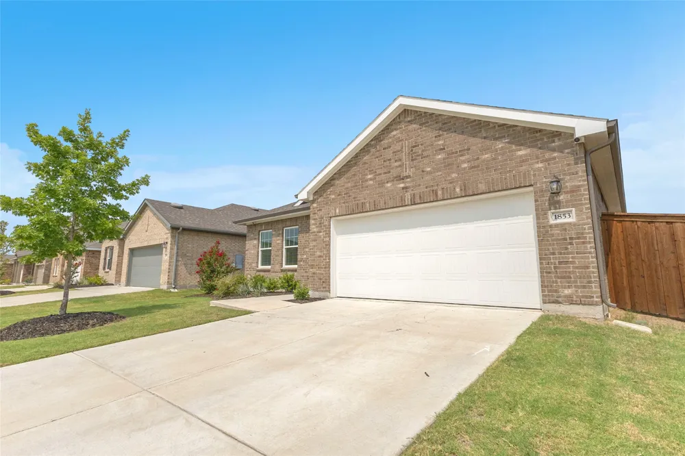 1853 Mccree Street Forney, TX 75126