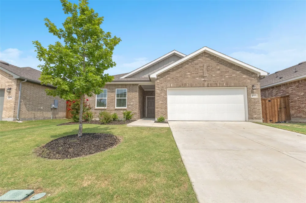 1853 Mccree Street Forney, TX 75126