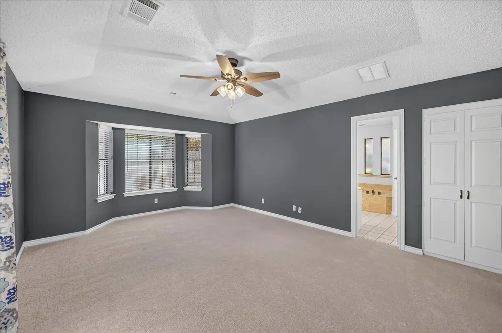 6501 Oakview Drive Flower Mound, TX 75022