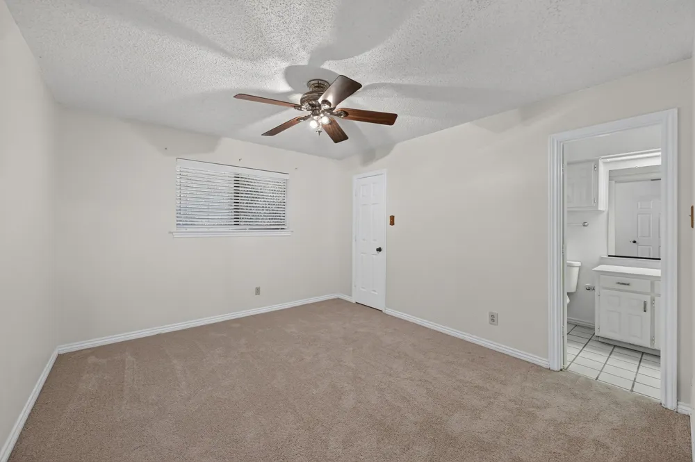 6501 Oakview Drive Flower Mound, TX 75022