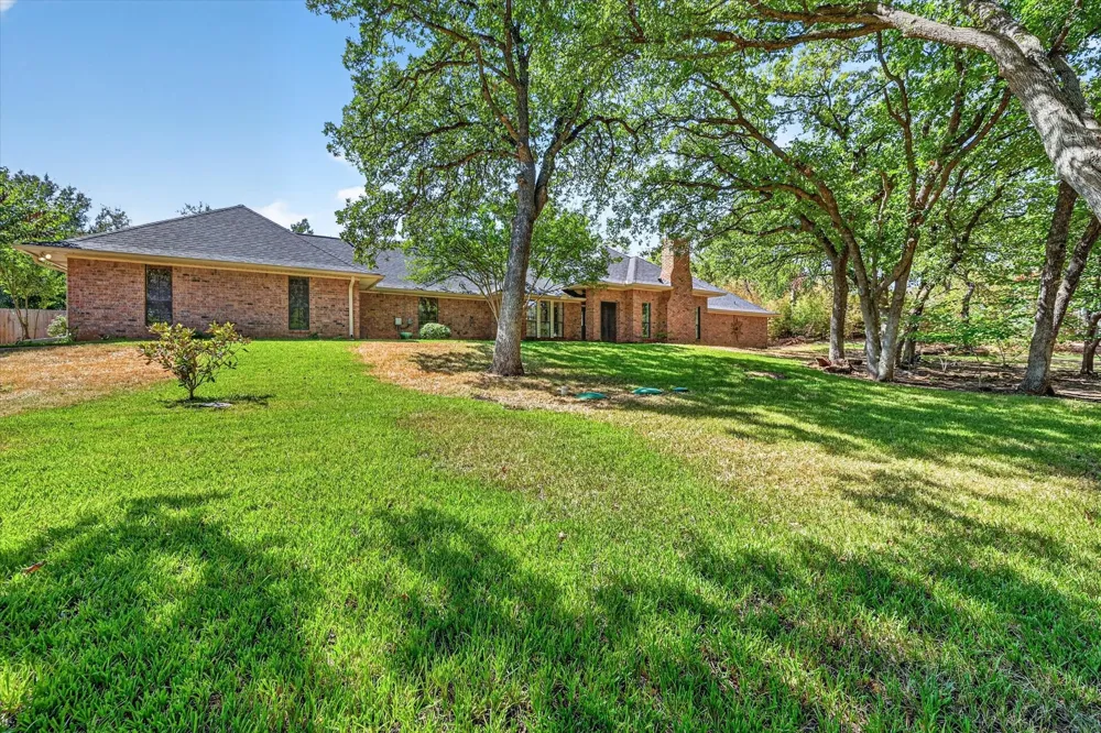 6501 Oakview Drive Flower Mound, TX 75022