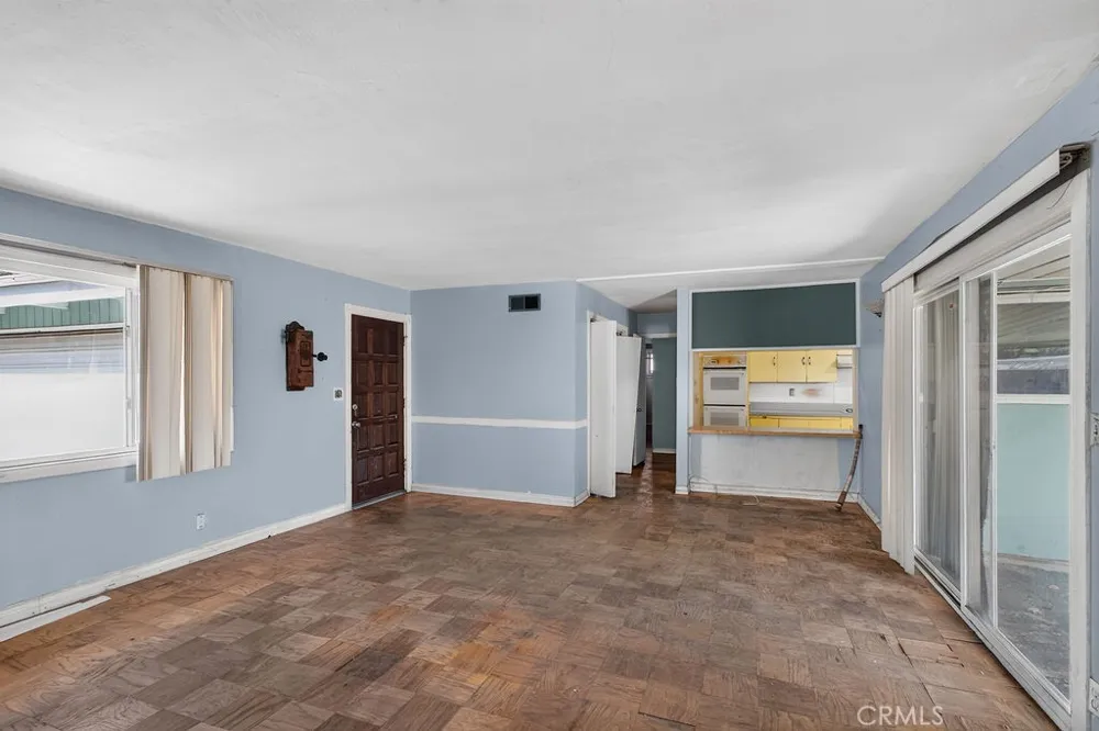 2006 Nutwood Avenue Fullerton, CA 92831