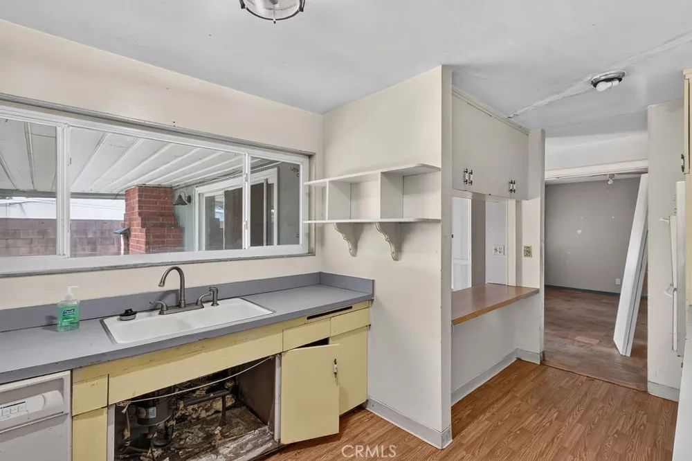 2006 Nutwood Avenue Fullerton, CA 92831