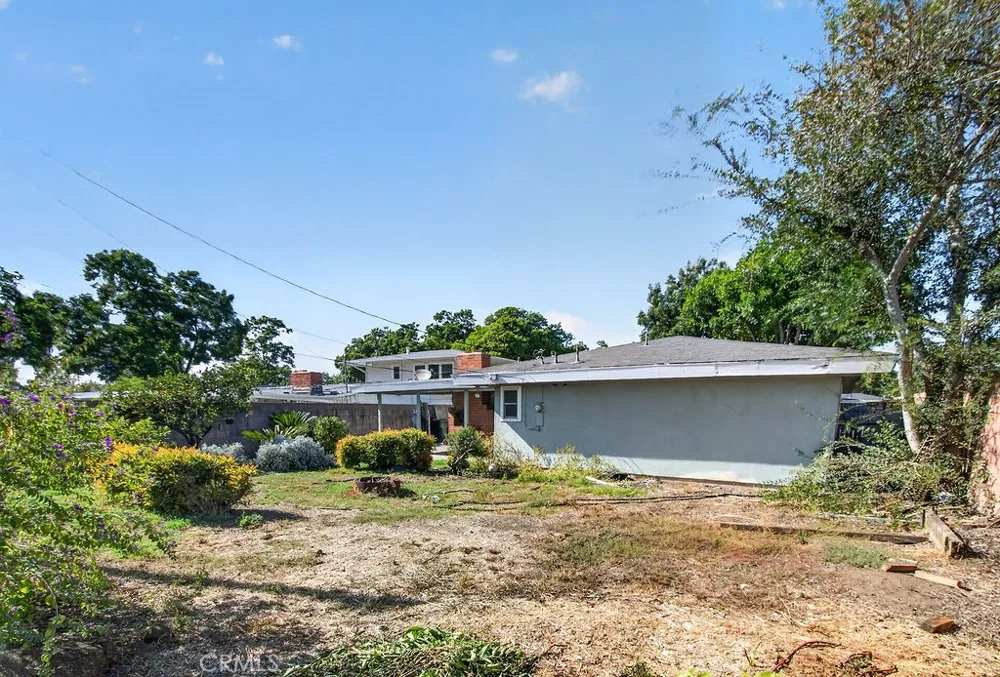 2006 Nutwood Avenue Fullerton, CA 92831