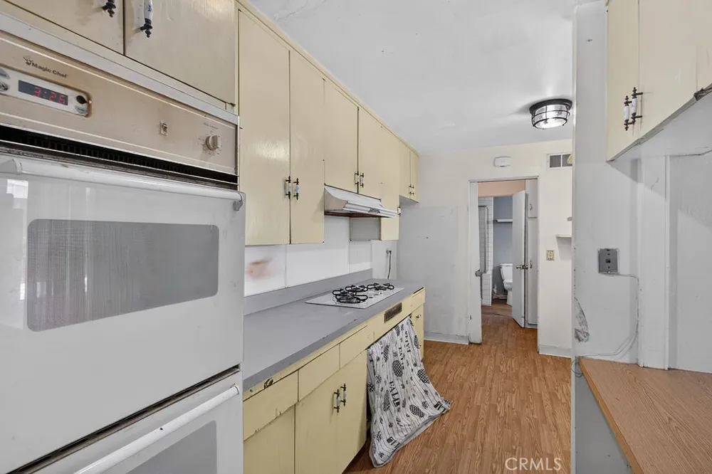 2006 Nutwood Avenue Fullerton, CA 92831