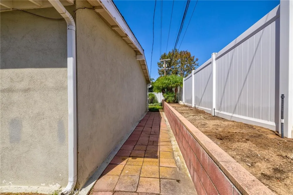 20816 Reynolds Torrance, CA 90503
