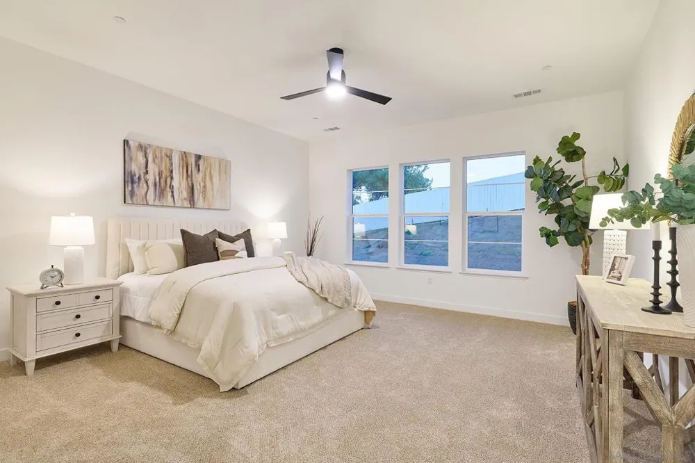 1748 Ishihara Rd Vista, CA 92084
