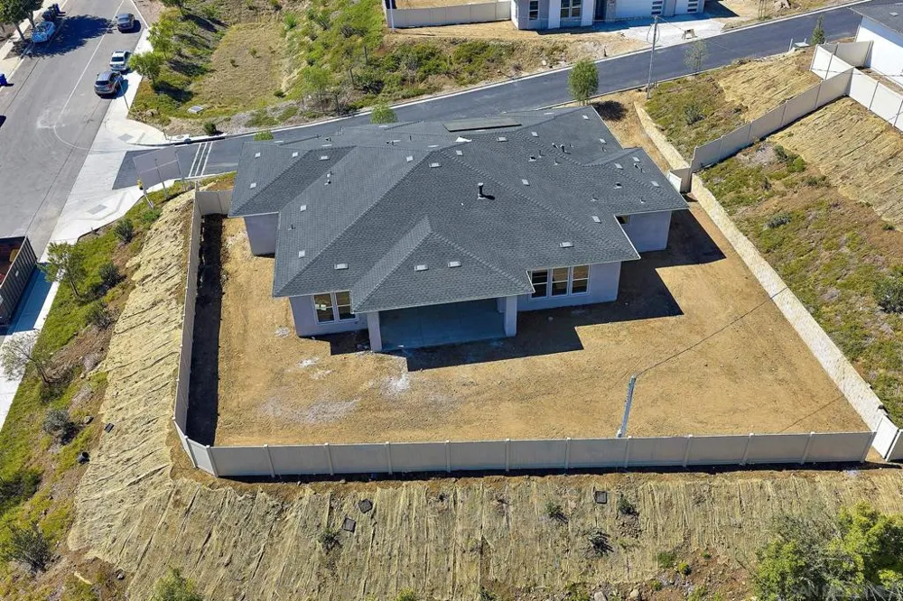 1748 Ishihara Rd Vista, CA 92084