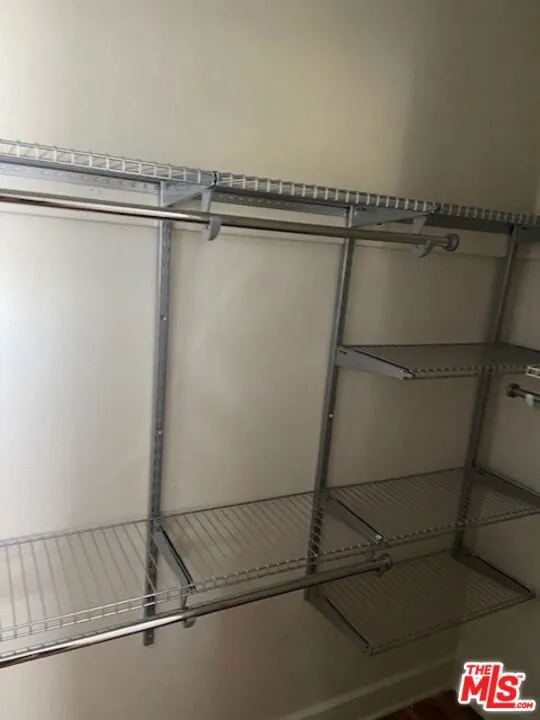 4537 W 11Th Place Los Angeles, CA 90019