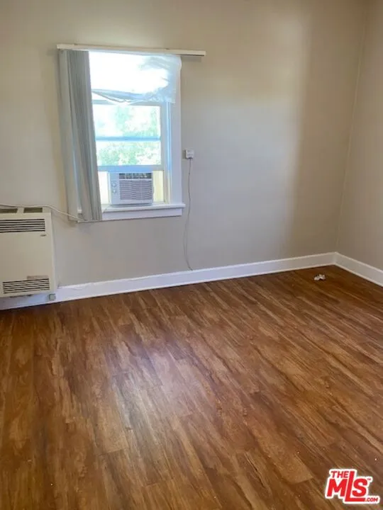 4537 W 11Th Place Los Angeles, CA 90019
