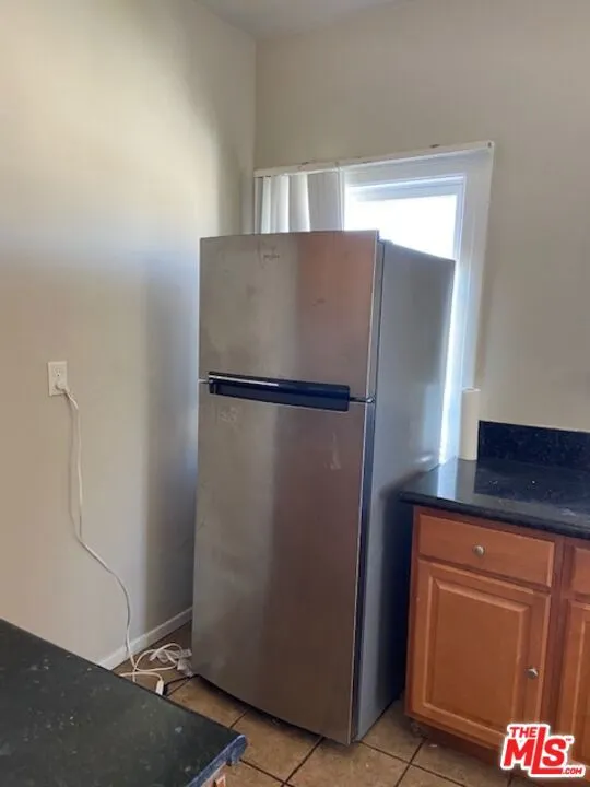 4537 W 11Th Place Los Angeles, CA 90019