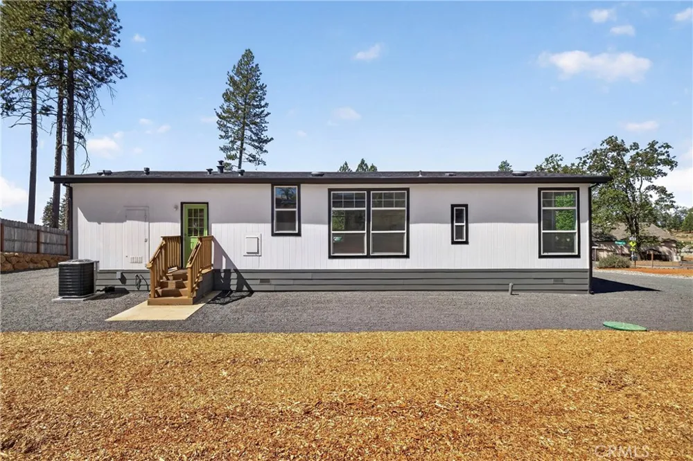 1166 Wagstaff Paradise, CA 95969