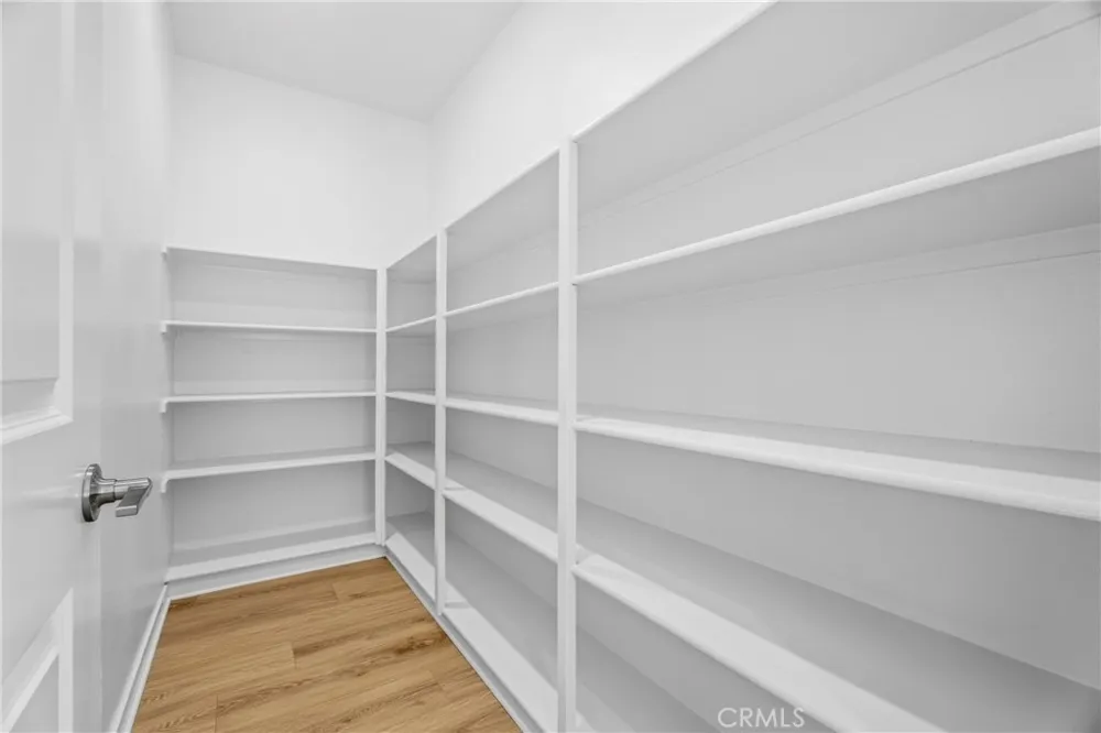28526 Sparrow Saugus, CA 91350