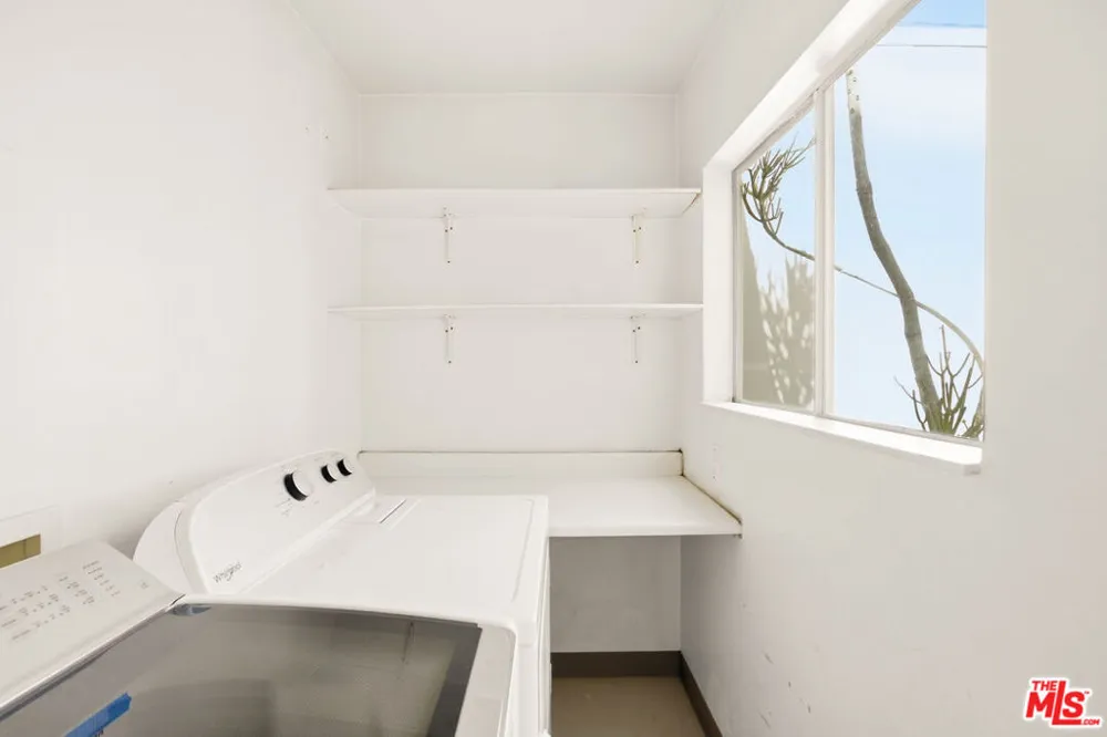 20638 Pacific Coast Highway #12 Malibu, CA 90265