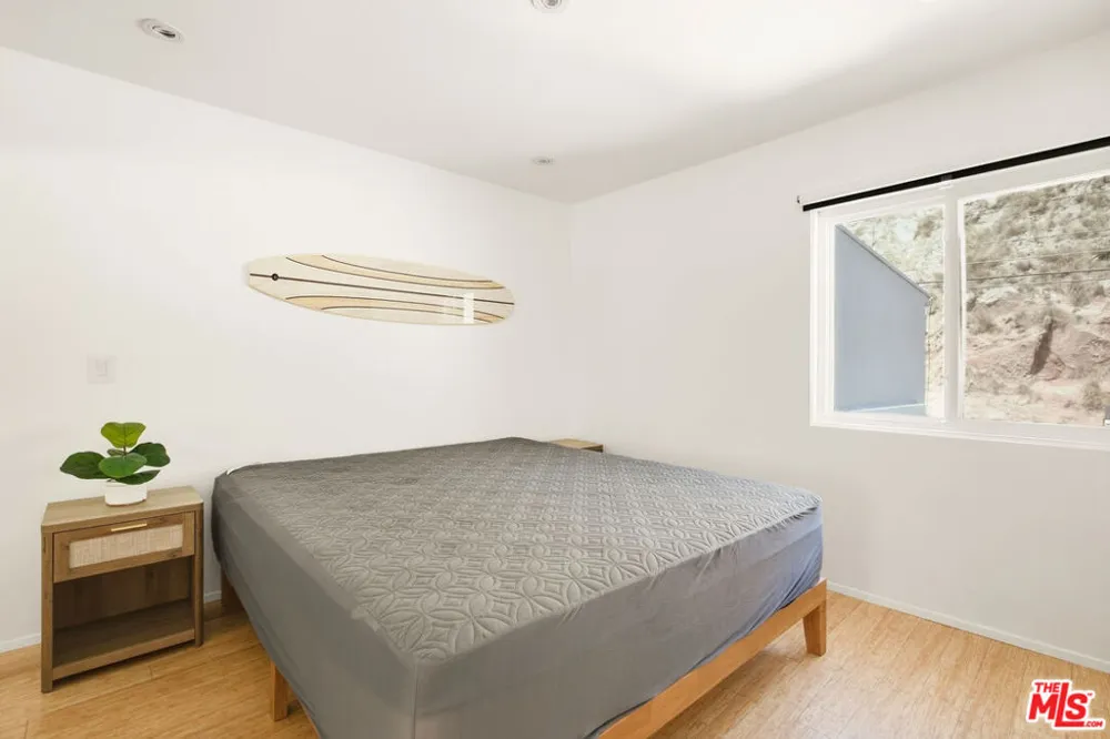 20638 Pacific Coast Highway #12 Malibu, CA 90265