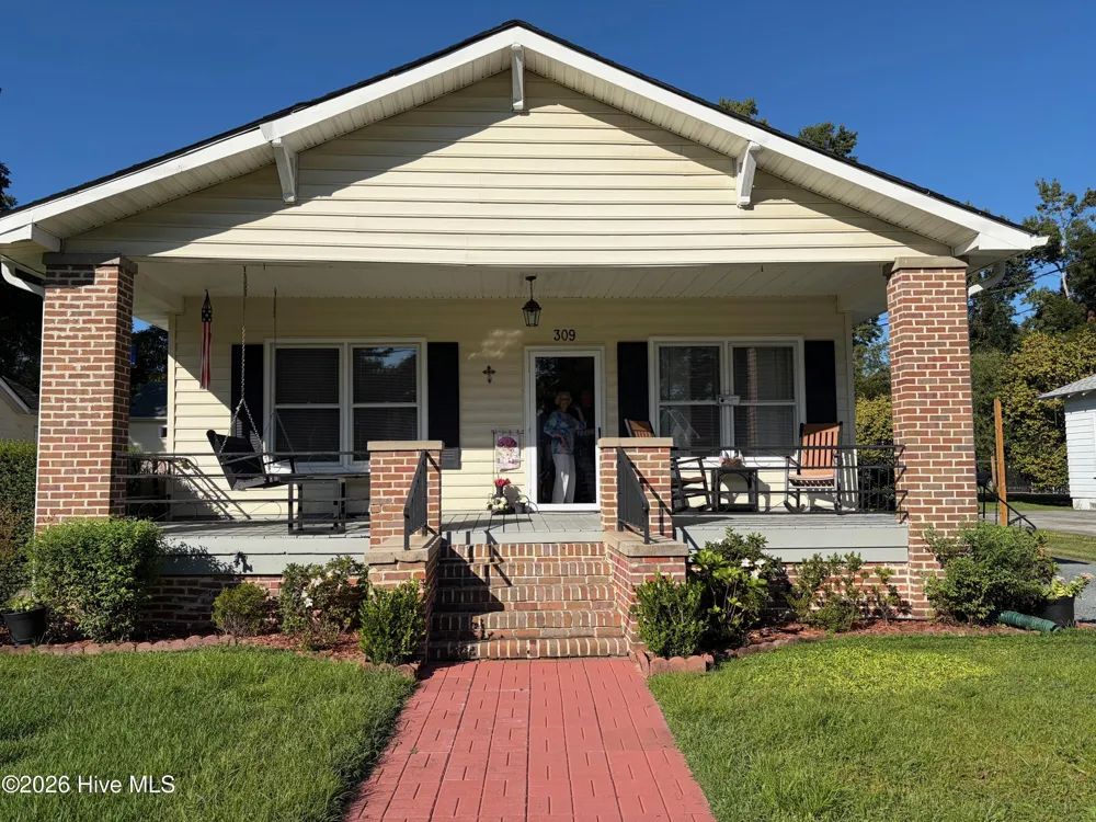 309 S Wright Street Burgaw, NC 28425