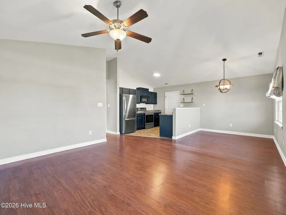 164 Rosemary Avenue Hubert, NC 28539