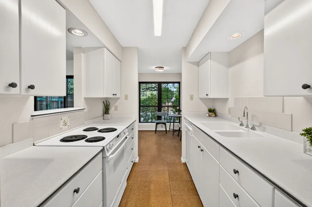4159 Steck Avenue #115 Austin, TX 78759