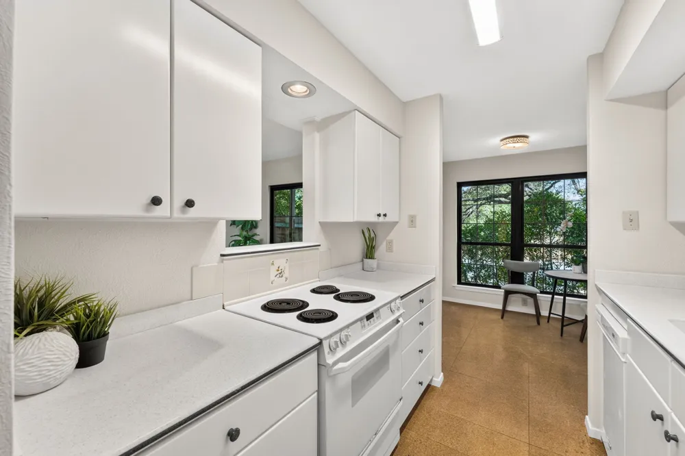 4159 Steck Avenue #115 Austin, TX 78759
