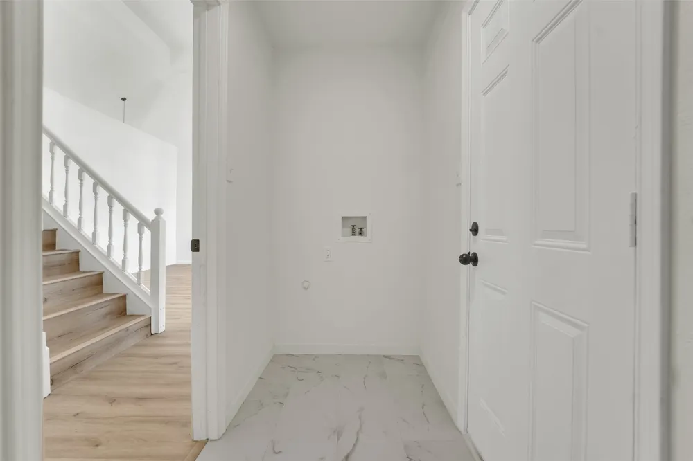 8316 Autumncrest Court Dallas, TX 75249
