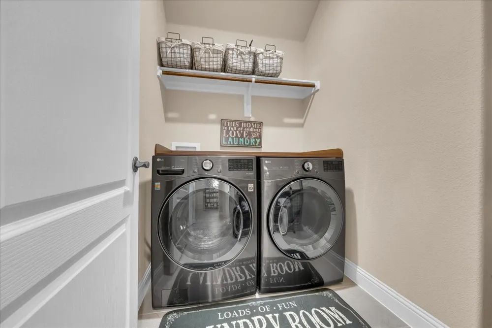 312 Brooklyn Lane Ponder, TX 76259