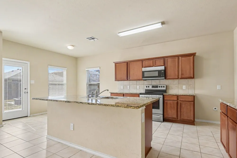 2315 Julia Lane Forney, TX 75126