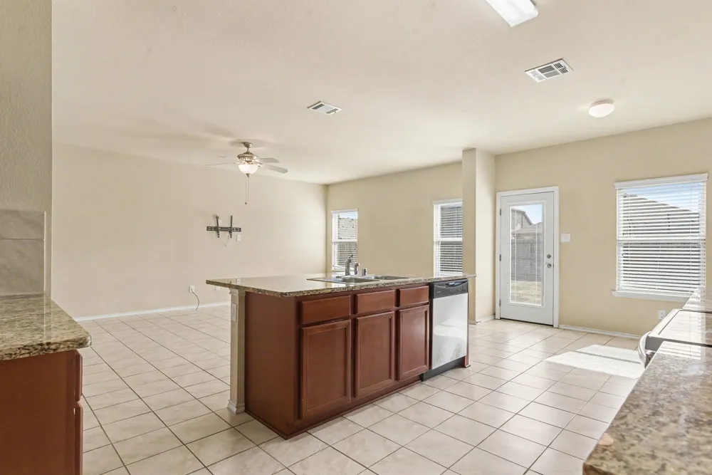 2315 Julia Lane Forney, TX 75126