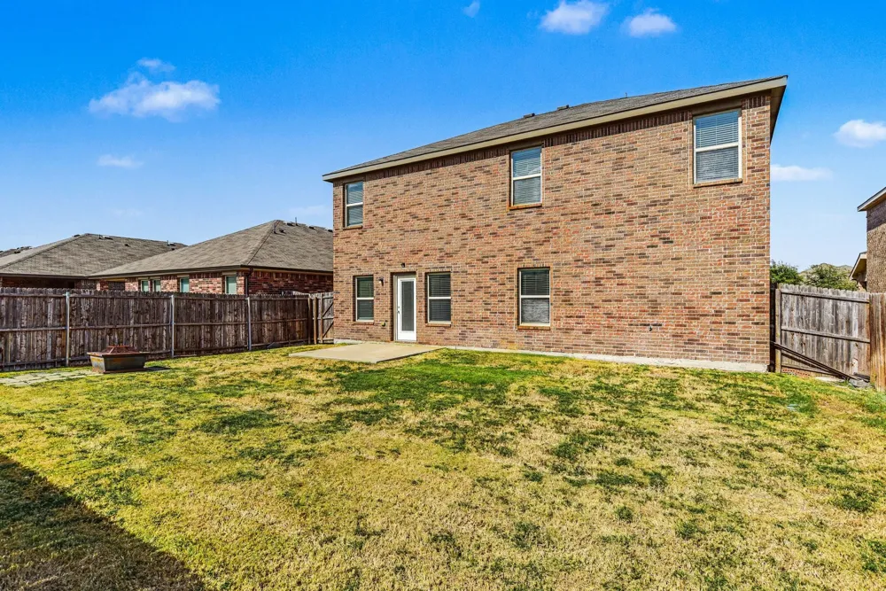 2315 Julia Lane Forney, TX 75126