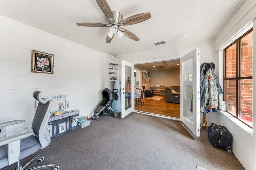 2702 Shoreline Drive Sherman, TX 75092