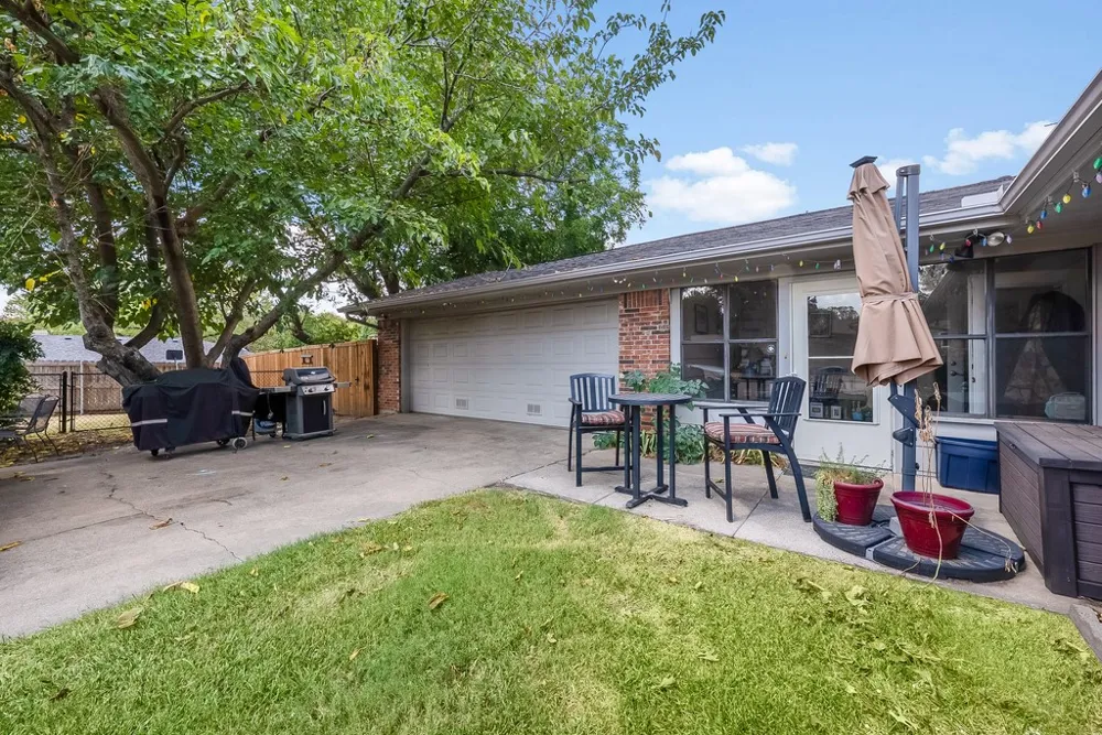 2702 Shoreline Drive Sherman, TX 75092